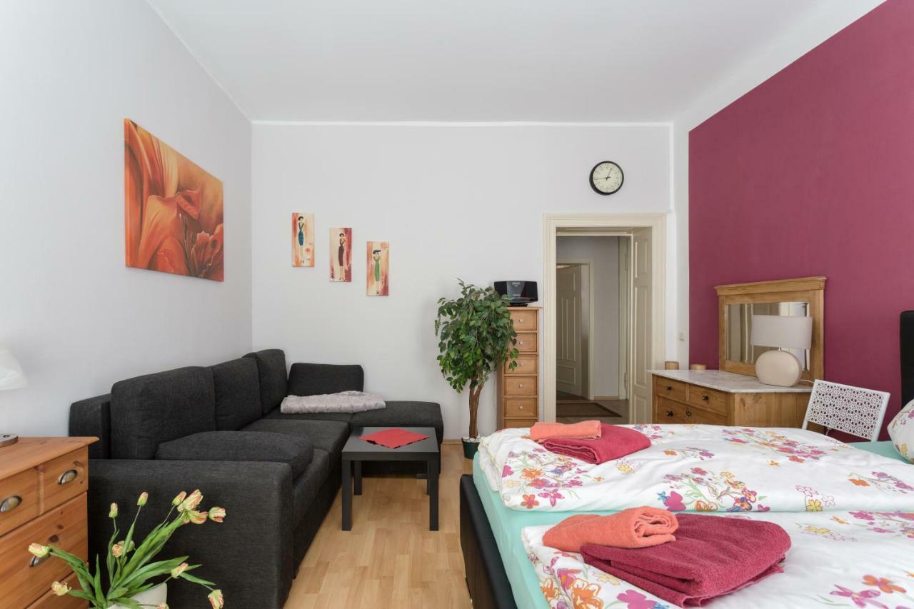 Ferienwohnung Residenz Bis 6 Gaeste , Ferienwohnung Dresden Bis 4 Gaeste, Ferienwohnung Elbflorenz Bis 2 Gaeste Luaran gambar