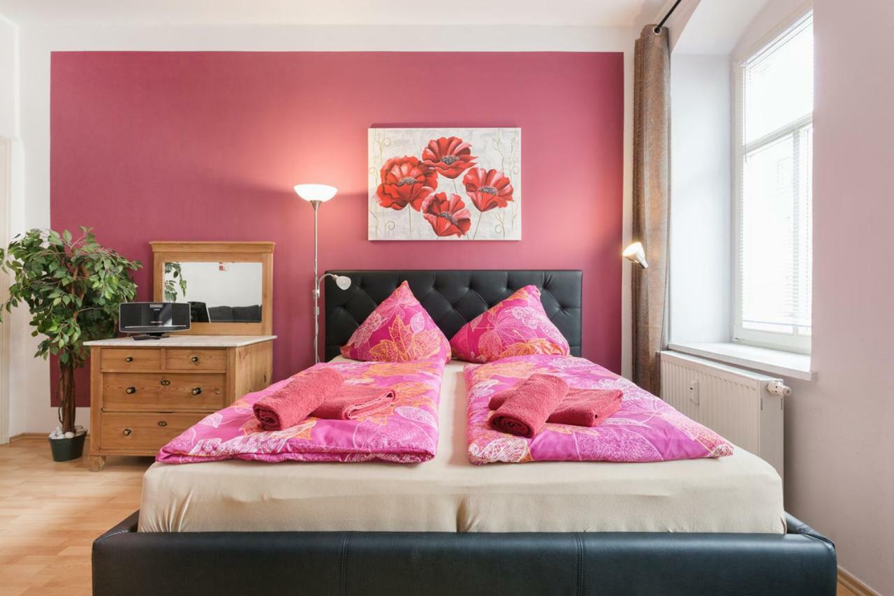 Ferienwohnung Residenz Bis 6 Gaeste , Ferienwohnung Dresden Bis 4 Gaeste, Ferienwohnung Elbflorenz Bis 2 Gaeste Luaran gambar